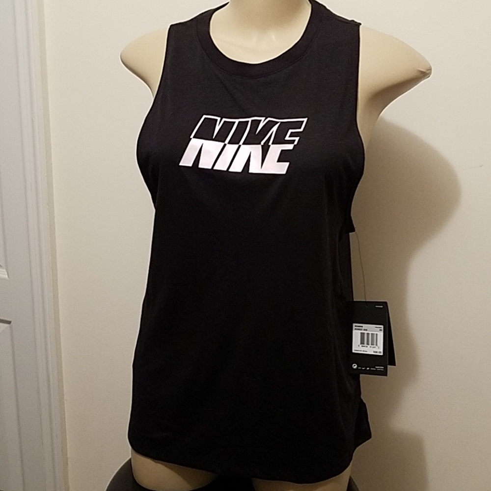 NWT Nike Sleeveless Top